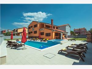 Ubytovanie s bazénom Modrá Istria,Rezervujte  Erica Od 625 €